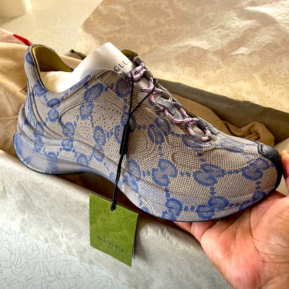 Women’s Gucci Run Sneakers